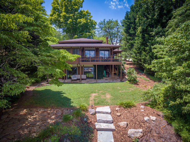 Vacation Rental- Pagoda on Lake James Featured Image
